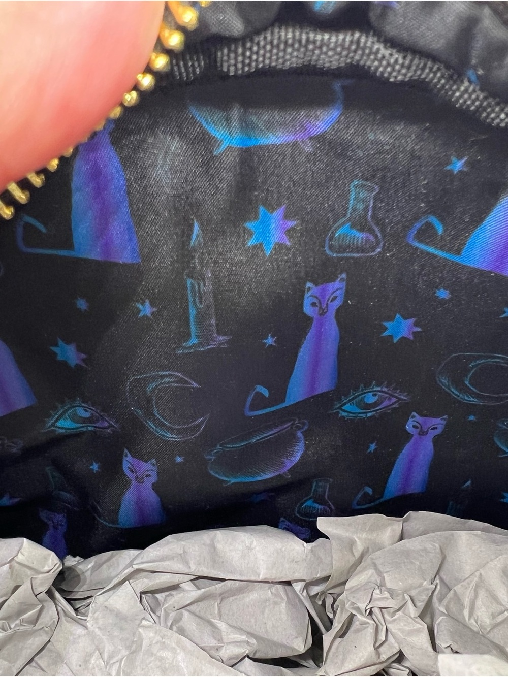 NWT Error Hocus Pocus Binx Loungefly Mini Backpack - Picture 6 of 9